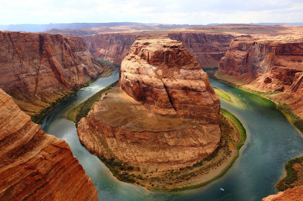 horseshoe-bend-grand-canyon