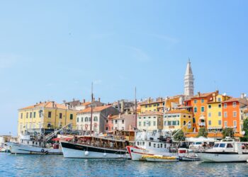 travel from genoa to Portofino