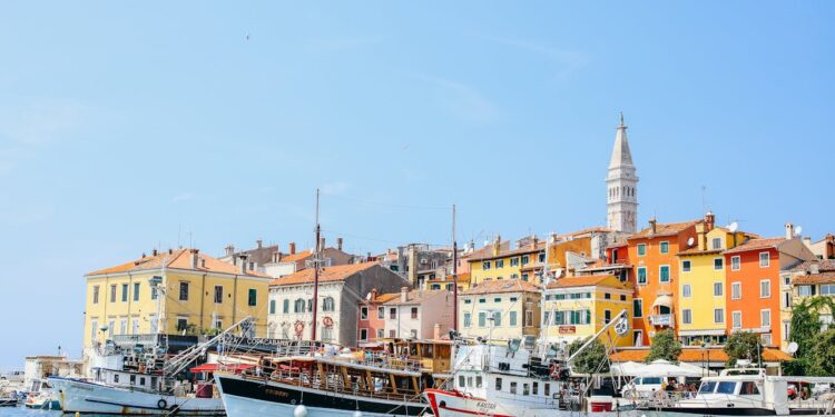 travel from genoa to Portofino