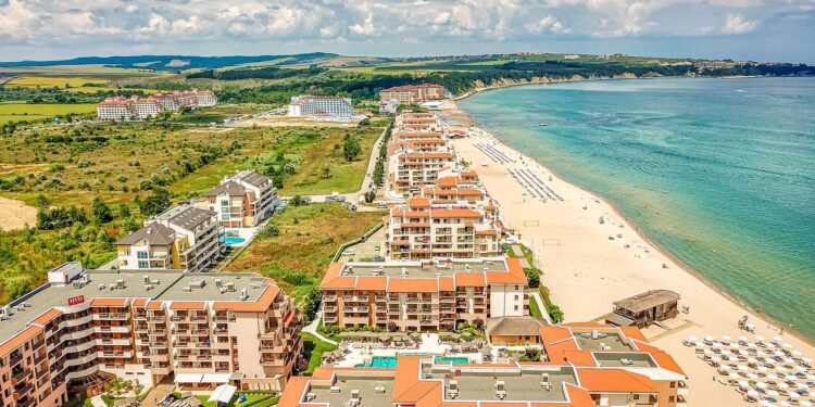 sunny beach travel guide