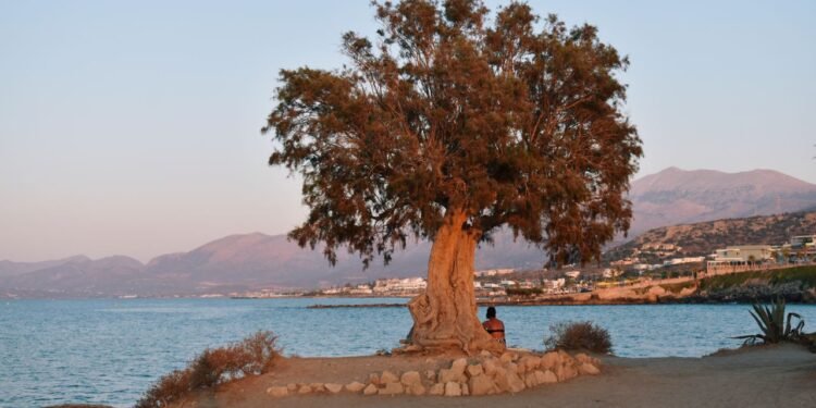 temperature in crete in october