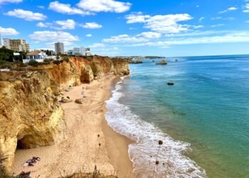 Algarve in October